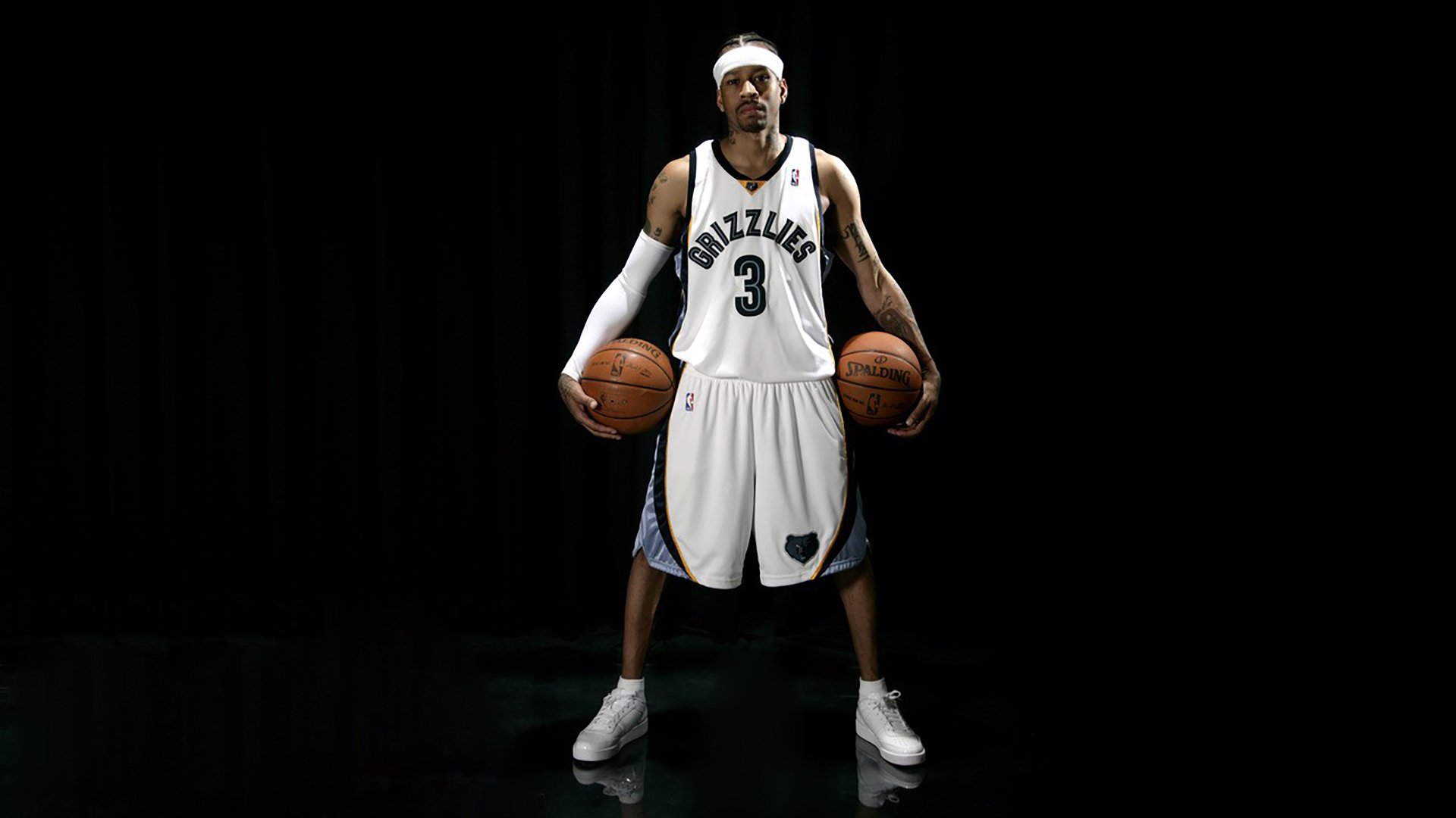 圣安东尼奥马刺队控卫福克斯或在对阵鹈鹕队比赛中复出,圣安东尼奥马刺主场球馆